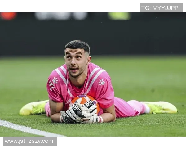 伦敦之王再扩军？阿森纳夏窗豪赌格伊，米兰枪手暗战多特天才